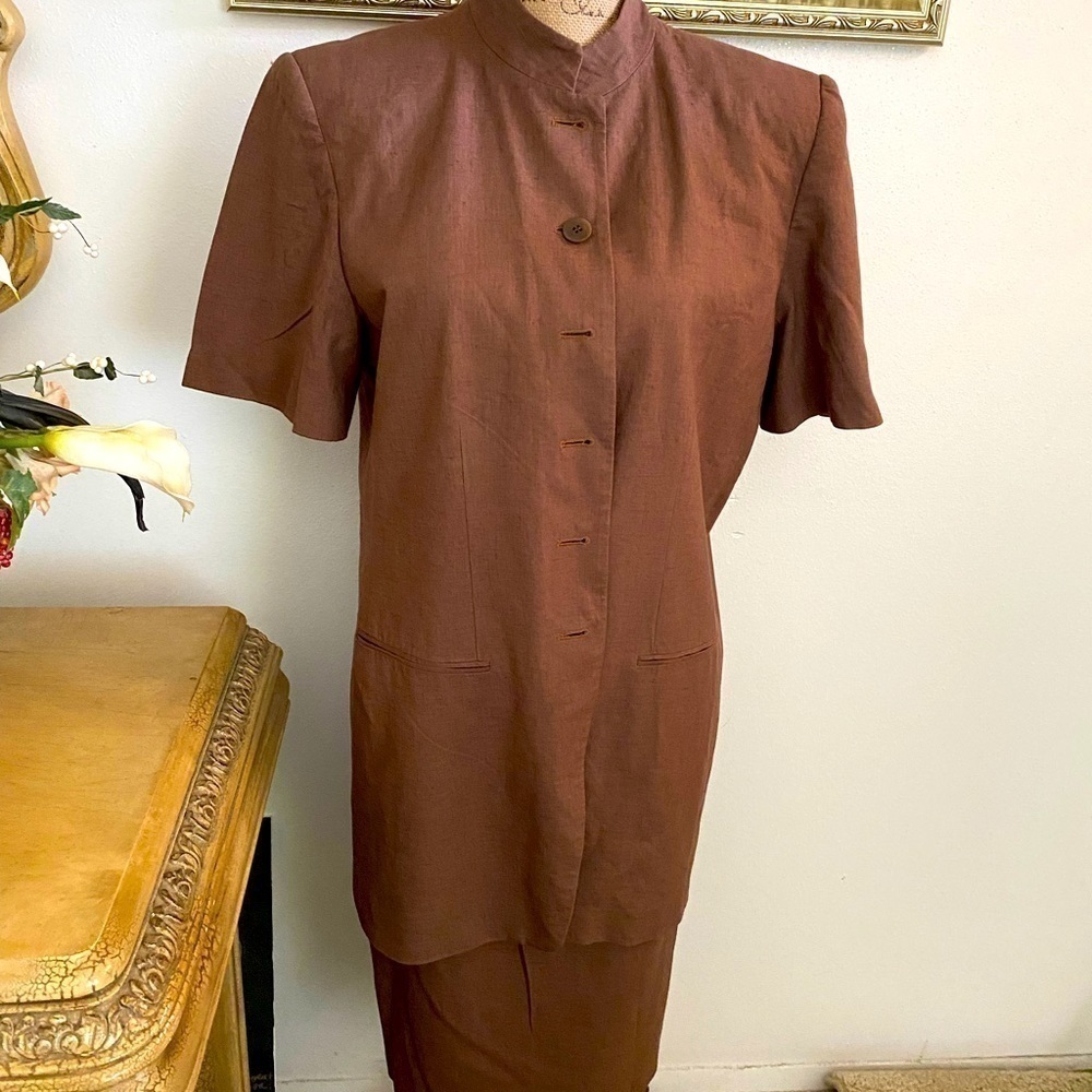 CHAUS Jacket Size 12 Gently Used. i have the matching skirt in size 10.